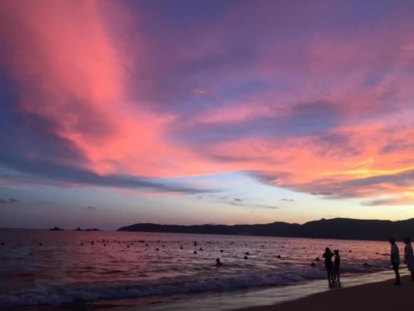 有人說,每一朵雲都是一首詩 有人說,每一朵雲都是一首詩