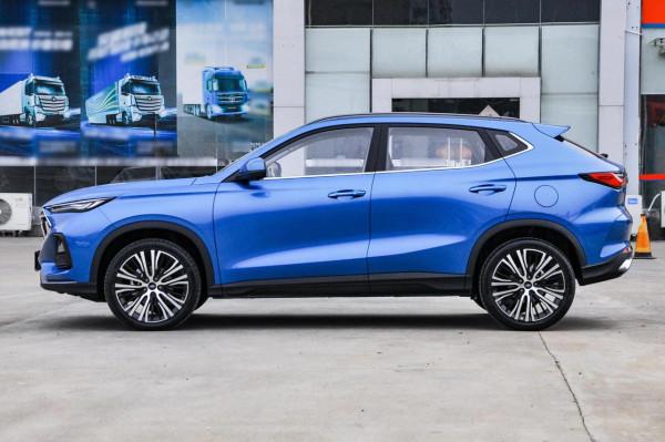 同價位轎車、SUV和休旅車怎麼選？10萬元級新車購買指南