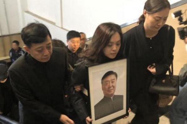 2018年師勝傑因肝癌去世，曾力挺郭德綱，德雲社為何無人出席葬禮