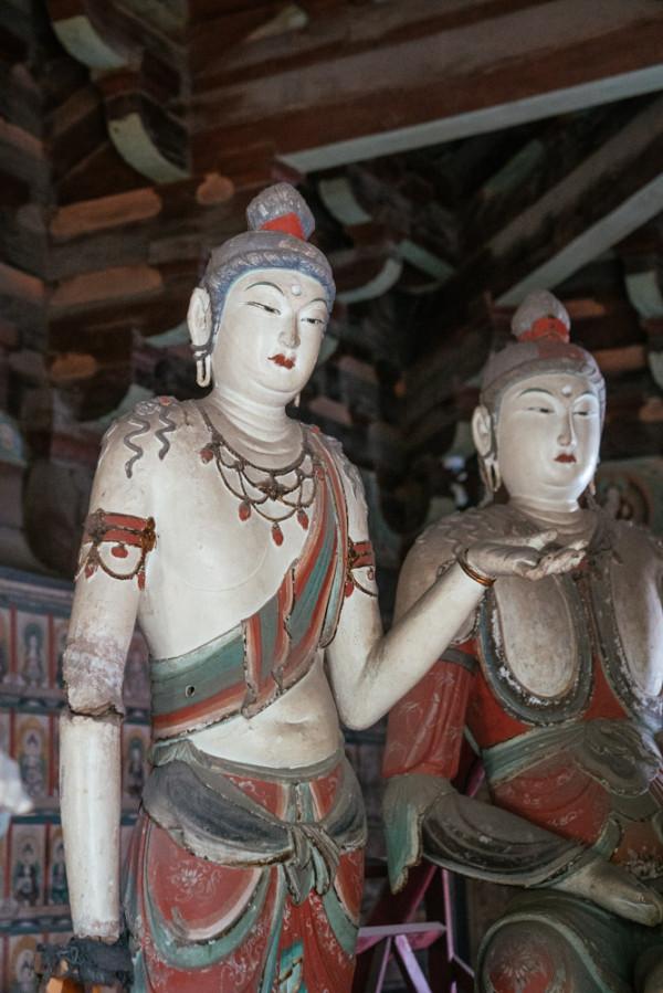 鎮國寺，山西古建築的代表，還可以看雕塑