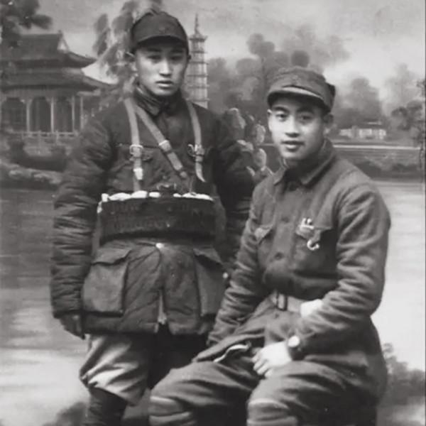 軍官要到什麼級別才會配備警衛員?警衛員也不是那麼容易做的 軍官要到什麼級別才會配備警衛員?警衛員也不是那麼容易做的