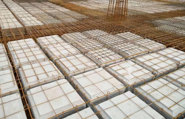 曾在農村風靡一時的“空心樓板”，為何近年銷聲匿跡了？原因來了