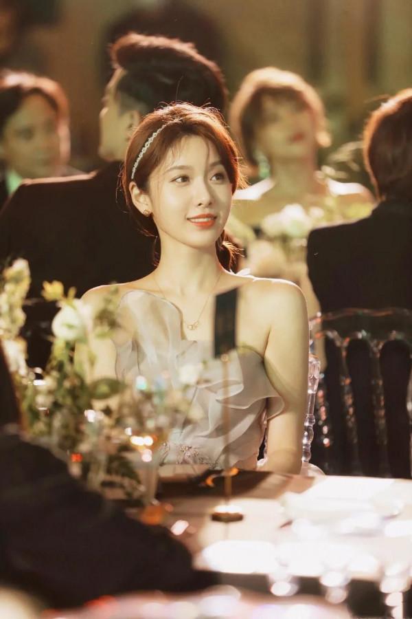 王子璇，甜美可人的&OpenCurlyDoubleQuote;治癒系&rdquo;女神