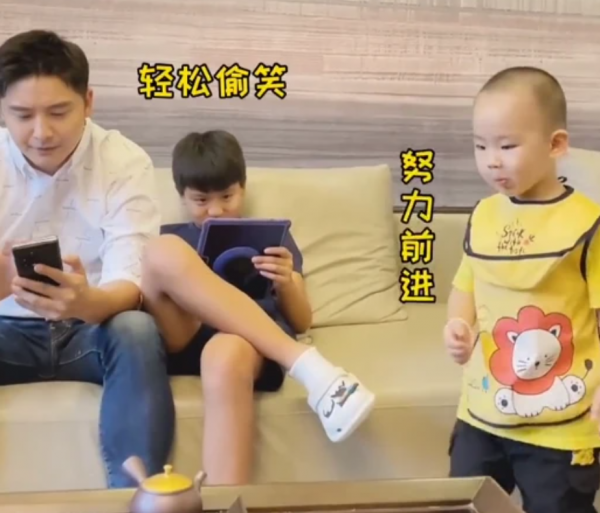 田亮已秘密生三胎?影片中驚現戴肚兜小孩,顏值被指不及森碟 田亮已秘密生三胎?影片中驚現戴肚兜小孩,顏值被指不及森碟