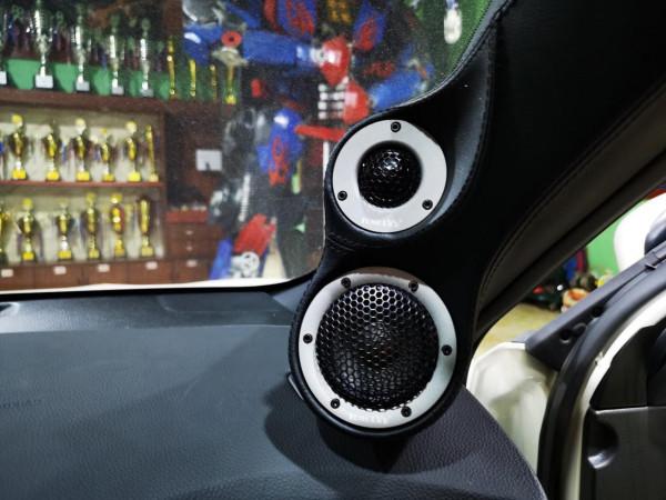 車載揚聲器怎麼改裝？日產奇駿汽車音響升級過程