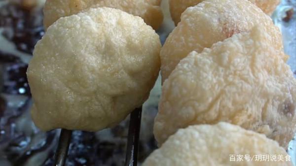 陝西夫妻賣特色小吃，3元一個皮薄餡多，日賣700個月收入好幾萬