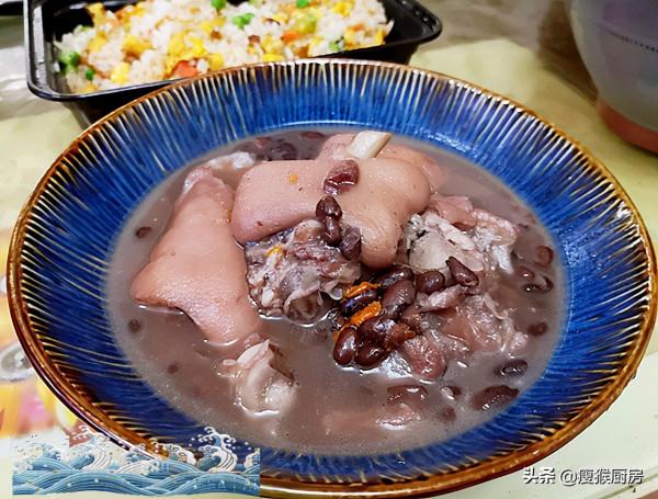 南寧最有名的8道名菜，豬馬魚鴨樣樣有，酸辣開胃，特色綠城美食