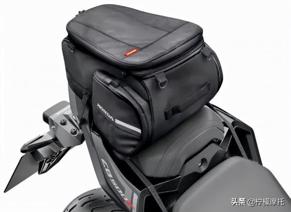 本田新款CB500F運動街車介紹... 本田新款CB500F運動街車介紹...