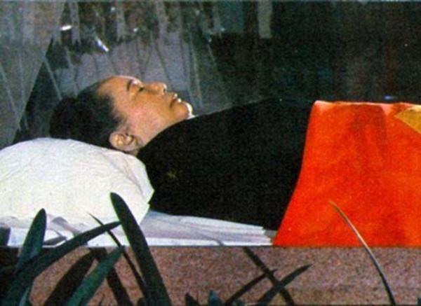 1981年，宋慶齡的葬禮為何比原計劃提前5分鐘開始？