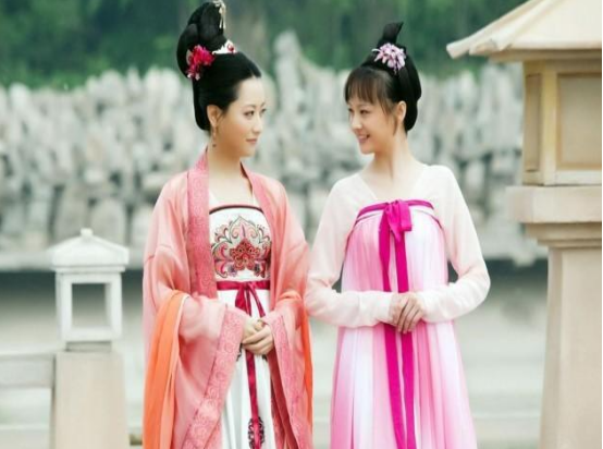 古人穿什麼服飾過夏天別以為古人很死板,穿衣比現代人還清涼 古人穿什麼服飾過夏天別以為古人很死板,穿衣比現代人還清涼