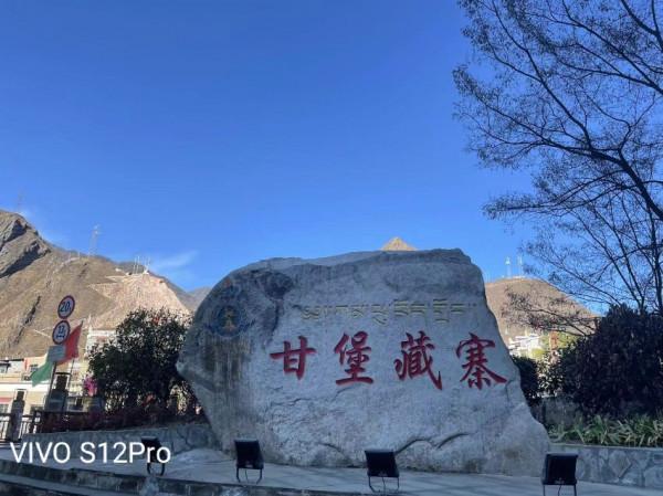 最適合直播、自拍的兩款手機綜合配置簡評