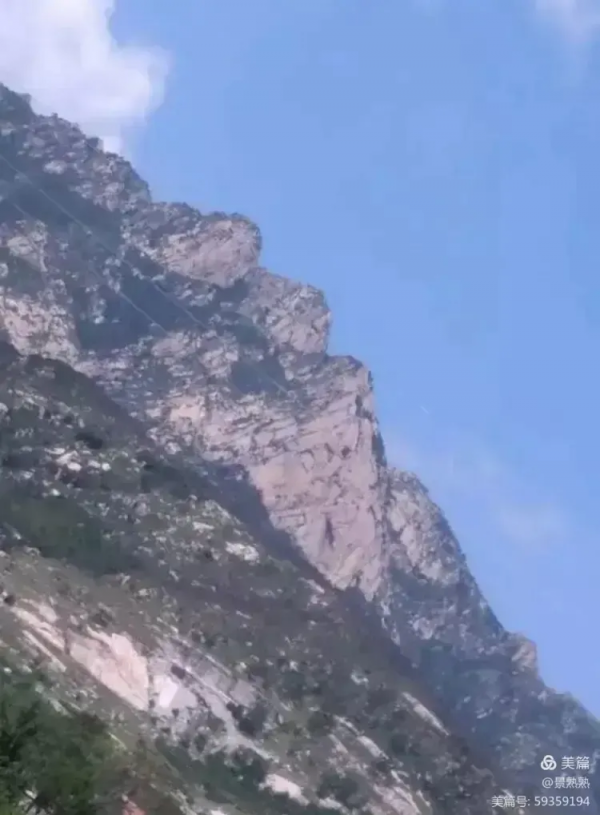 風煙滾滾唱英雄