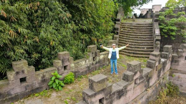 四川瀘州發現一座宋代城堡,四座城門儲存完好,城內美如世外桃源 四川瀘州發現一座宋代城堡,四座城門儲存完好,城內美如世外桃源