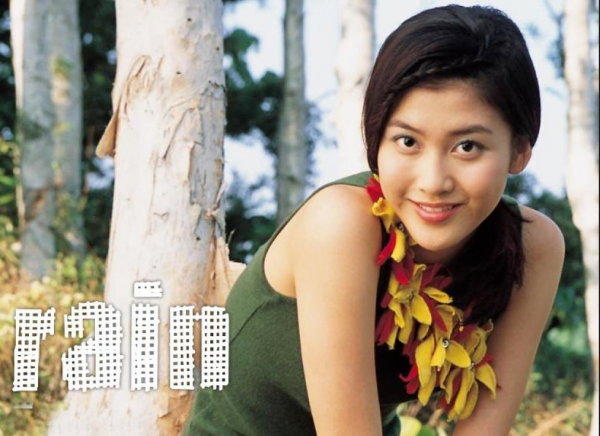 為還鉅債出道的10位明星,有2人還父母賭債,有5人因家裡生意失敗 為還鉅債出道的10位明星,有2人還父母賭債,有5人因家裡生意失敗