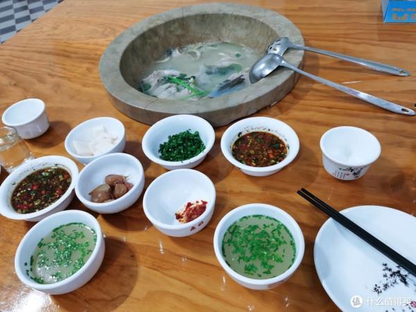 旅行就要邊走邊吃：舌尖上的昆明，盤點我在昆明吃到的各種美食