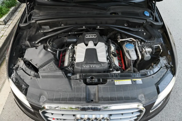 零百5秒出頭的全能好手,二手奧迪SQ5不好惹 零百5秒出頭的全能好手,二手奧迪SQ5不好惹