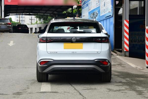 大眾首款純電SUV，19.99萬起，續航555km，大眾ID.4 x瞭解一下