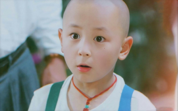 釋小龍為何突然糊了，看他父親乾的那些事，就一點都不奇怪了