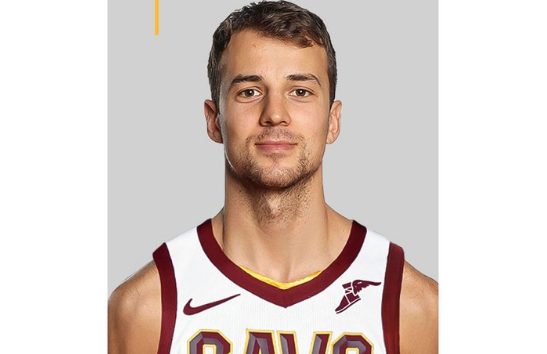 一夜5訊息！4籤1試訓，籃網籤湖人舊將，被調侃尋找湖人底細球員