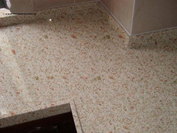 廚房裝修,檯面選1.5還是2.0的?價格與製作週期有2個因素要考慮 廚房裝修,檯面選1.5還是2.0的?價格與製作週期有2個因素要考慮