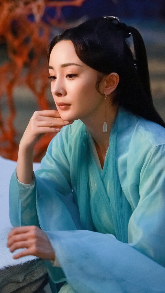 演技大爆發，這6位一人分飾多角出神入化，性格迥異讓人眼前一亮