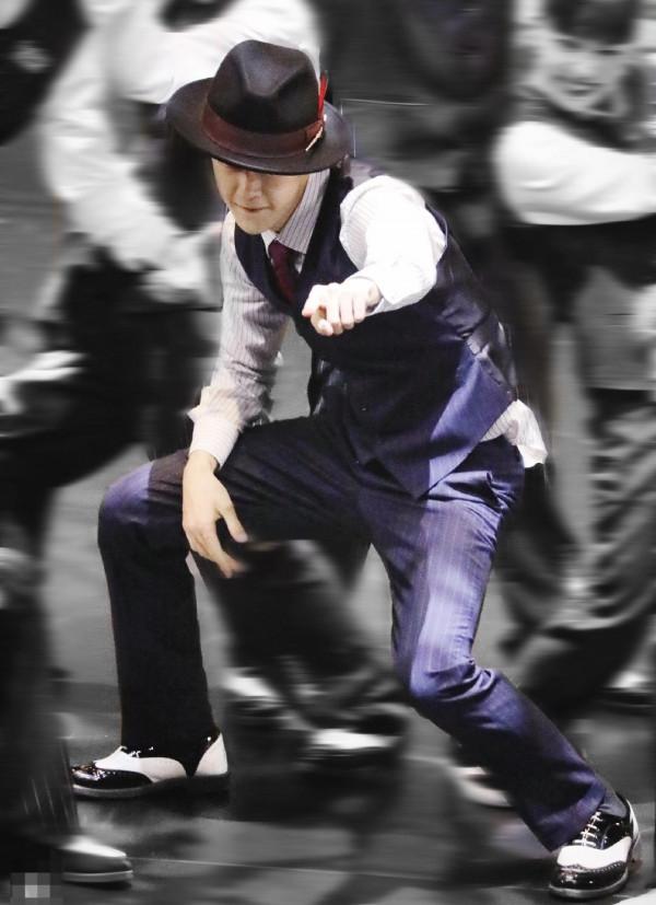 王一博，不動聲色的堅定與自由