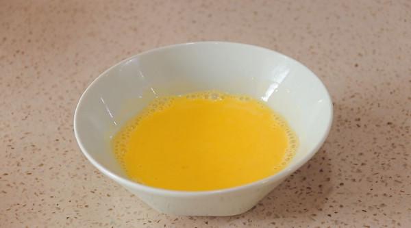 做蛋糕,別隻會用烤箱,家裡有電飯鍋就能做,不會糊鍋也不粘底 做蛋糕,別隻會用烤箱,家裡有電飯鍋就能做,不會糊鍋也不粘底