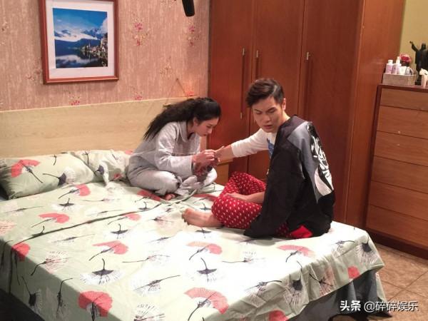 廣東“巨星”康天庥眼光毒辣,現實中老婆美豔還旺夫,不輸羅飛雁 廣東“巨星”康天庥眼光毒辣,現實中老婆美豔還旺夫,不輸羅飛雁