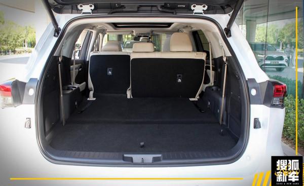 五問試新車 | 搶先試駕豐田全新漢蘭達 中型SUV標杆有哪些提升? 五問試新車 | 搶先試駕豐田全新漢蘭達 中型SUV標杆有哪些提升?