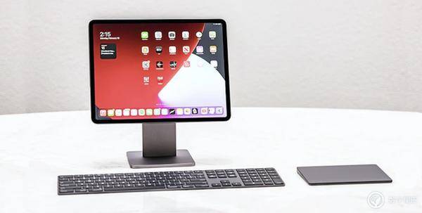 海外爆火!浮動 iPad 磁性支架,讓平板秒變臺式電腦 海外爆火!浮動 iPad 磁性支架,讓平板秒變臺式電腦