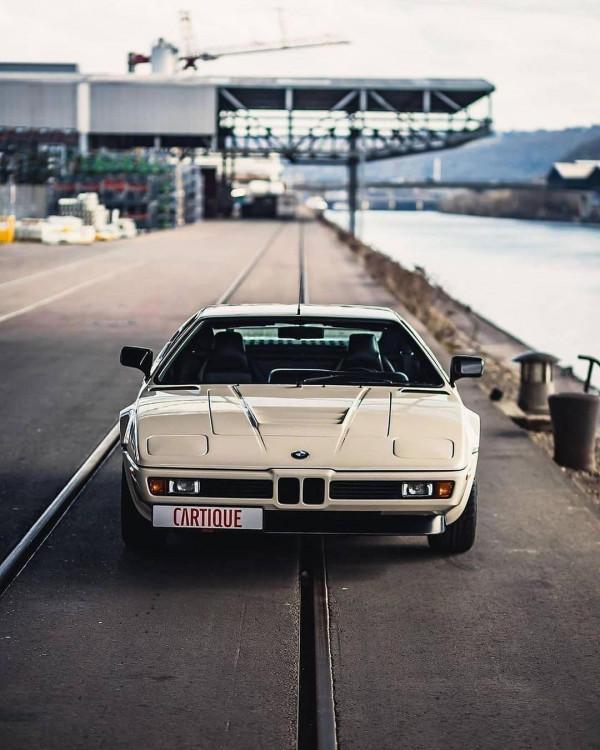 寶馬M1：巴伐利亞工業霸主的“野孩子”