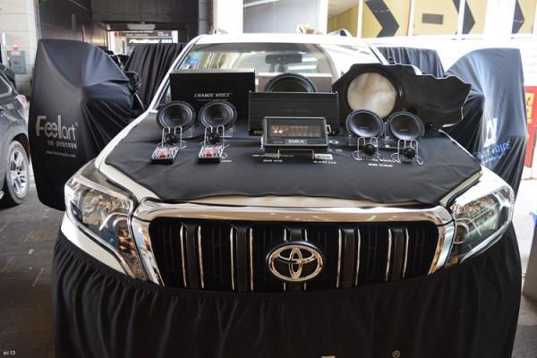 豐田普拉多汽車音響改裝英國CV音響，暢聽美妙音響！昆明發燒友