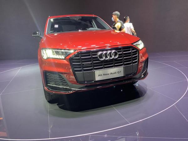中期改款的奧迪Q7，SUV也能享受玩車的樂趣