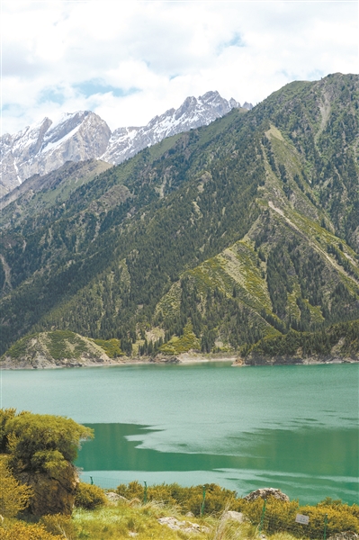 盛夏 馳騁最美自駕路 盛夏 馳騁最美自駕路