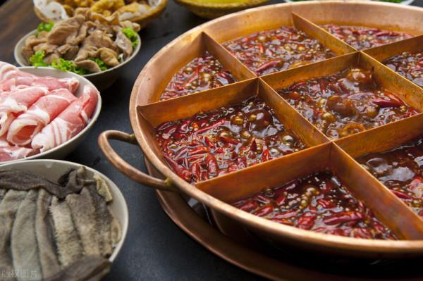 中國35個省市的代表小吃和名菜，吃過30種的人，是最厲害的吃貨