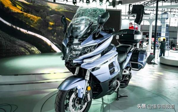 新車 &vert; 不只有寶馬、川崎，春節檔電影《四海》還有這些摩托車身影