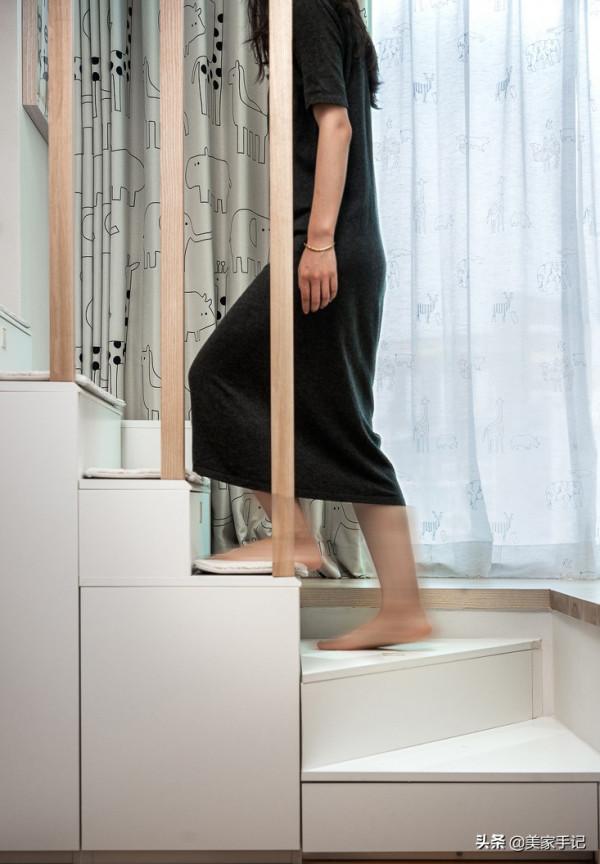 廣東夫妻家中的高階場面，堅持陽臺墊高40公分，完工堪比多間房