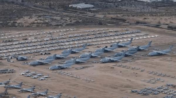 航空帝國的底蘊：實拍美軍飛機墳場數千架戰鷹沉睡待醒