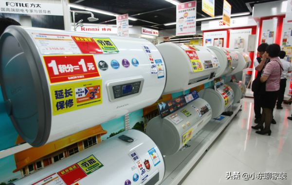 電熱水器和燃氣熱水器選哪個？6個方面對比，終結你的選購困難症