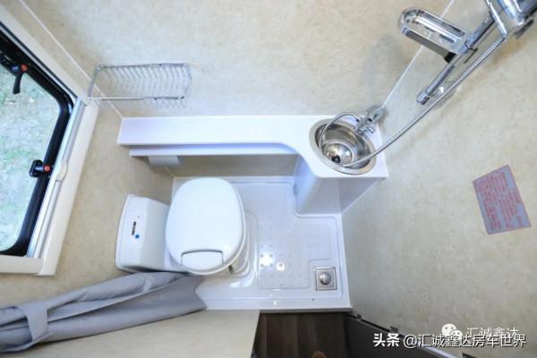 居家感十足的國產房車,3.0T自動擋C2本,還能食宿5人,耐用經濟 居家感十足的國產房車,3.0T自動擋C2本,還能食宿5人,耐用經濟