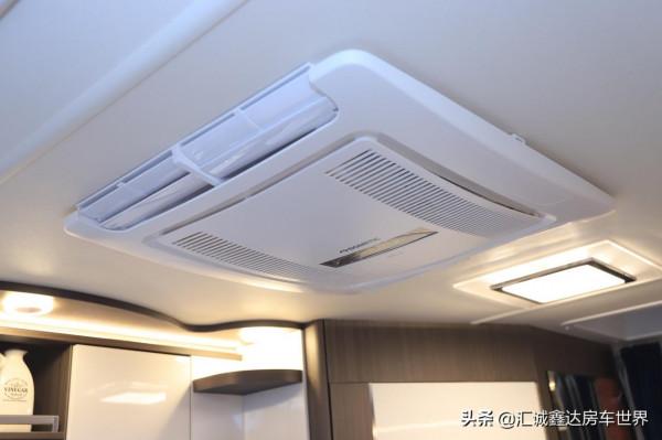 滿電用3天,配3.0T動力+自適應巡航和航空座椅,奇瑞豪華影院房車 滿電用3天,配3.0T動力+自適應巡航和航空座椅,奇瑞豪華影院房車