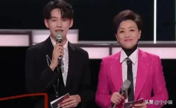 湖南臺春晚主持人表現：李莎旻子齊思鈞狀態最好，汪涵進不了前三