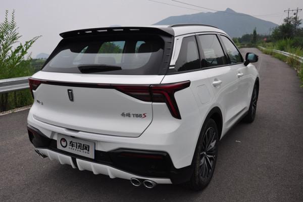 感受一汽奔騰T55:看上去很硬朗 其實非常舒適 感受一汽奔騰T55:看上去很硬朗 其實非常舒適