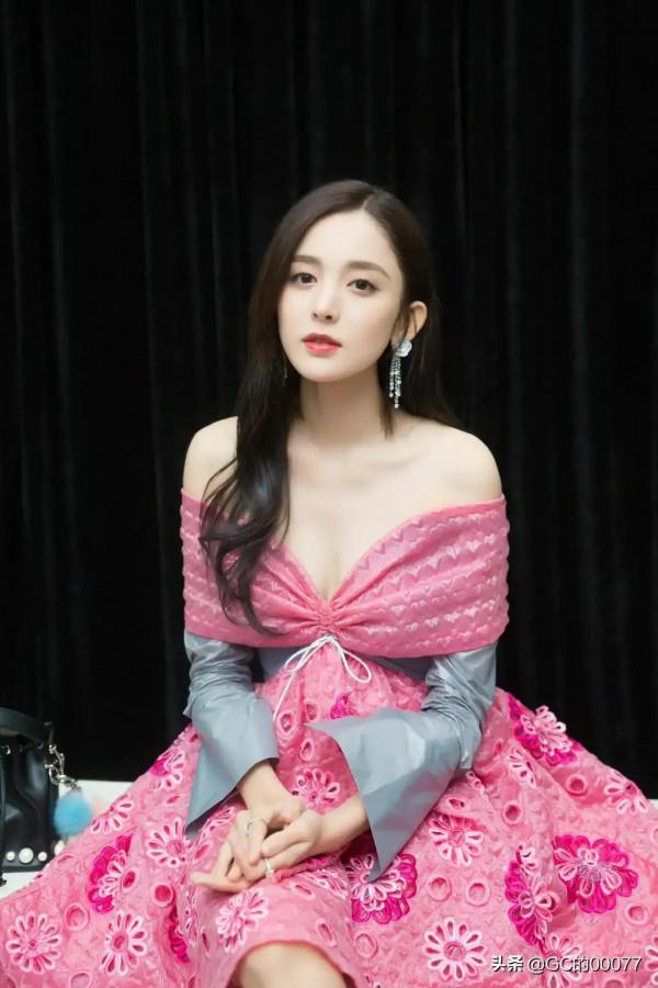 粉紅色的古力娜扎