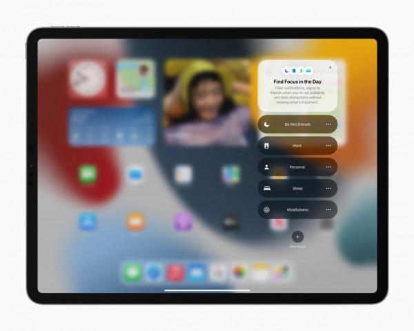 iPadOS 15正式釋出:更直觀多工處理 新的主螢幕小元件佈局 iPadOS 15正式釋出:更直觀多工處理 新的主螢幕小元件佈局