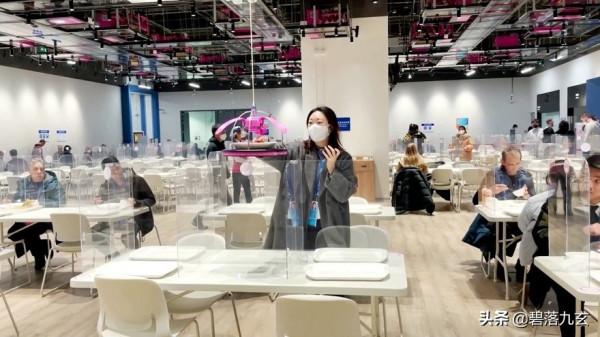 走進中國奧運村機器人餐廳