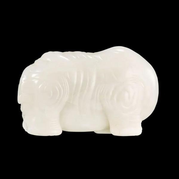 秋拍戰報丨香港蘇富比33件德安堂藏玉，斬獲5989.2萬港幣