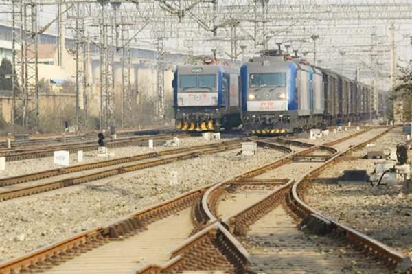 日師團長外甥女被俘後與軍人生下一子，母親回國後，兒子尋親多年