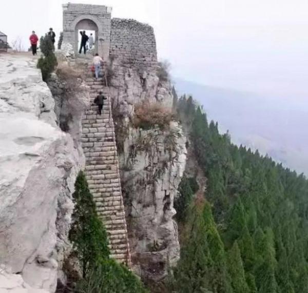 馬山鬼谷洞內的傳說