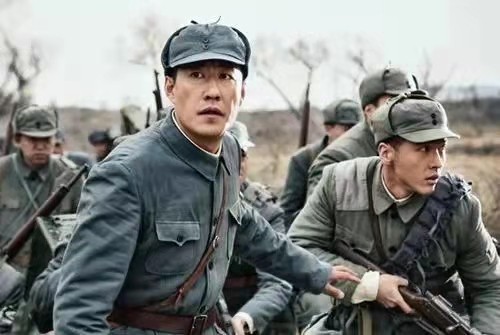 演員於震:我不是家暴男,我是三個孩子的幸福爸爸 演員於震:我不是家暴男,我是三個孩子的幸福爸爸